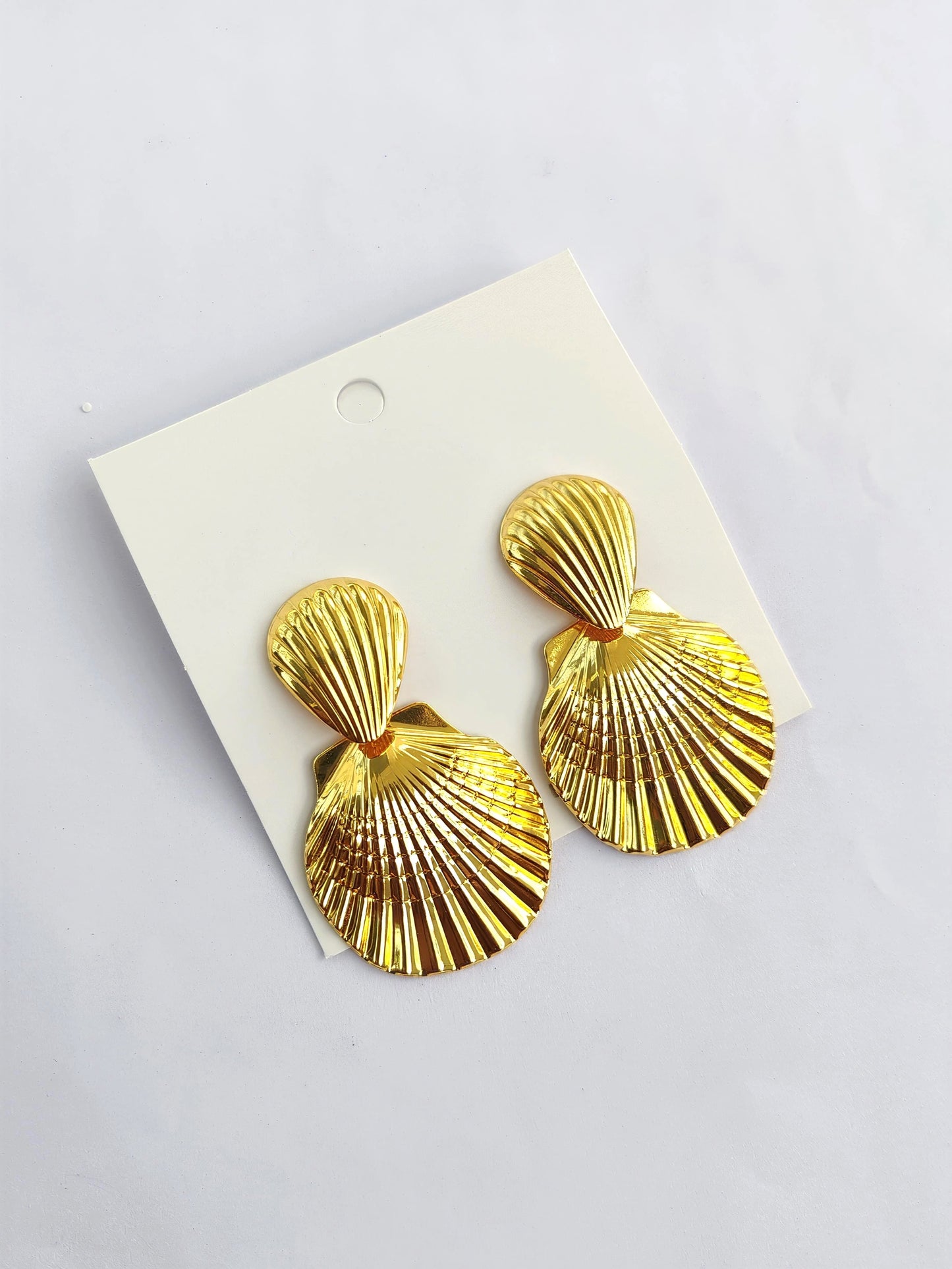 Golden Scallop Statement Drops – Polished Sea Shell Design