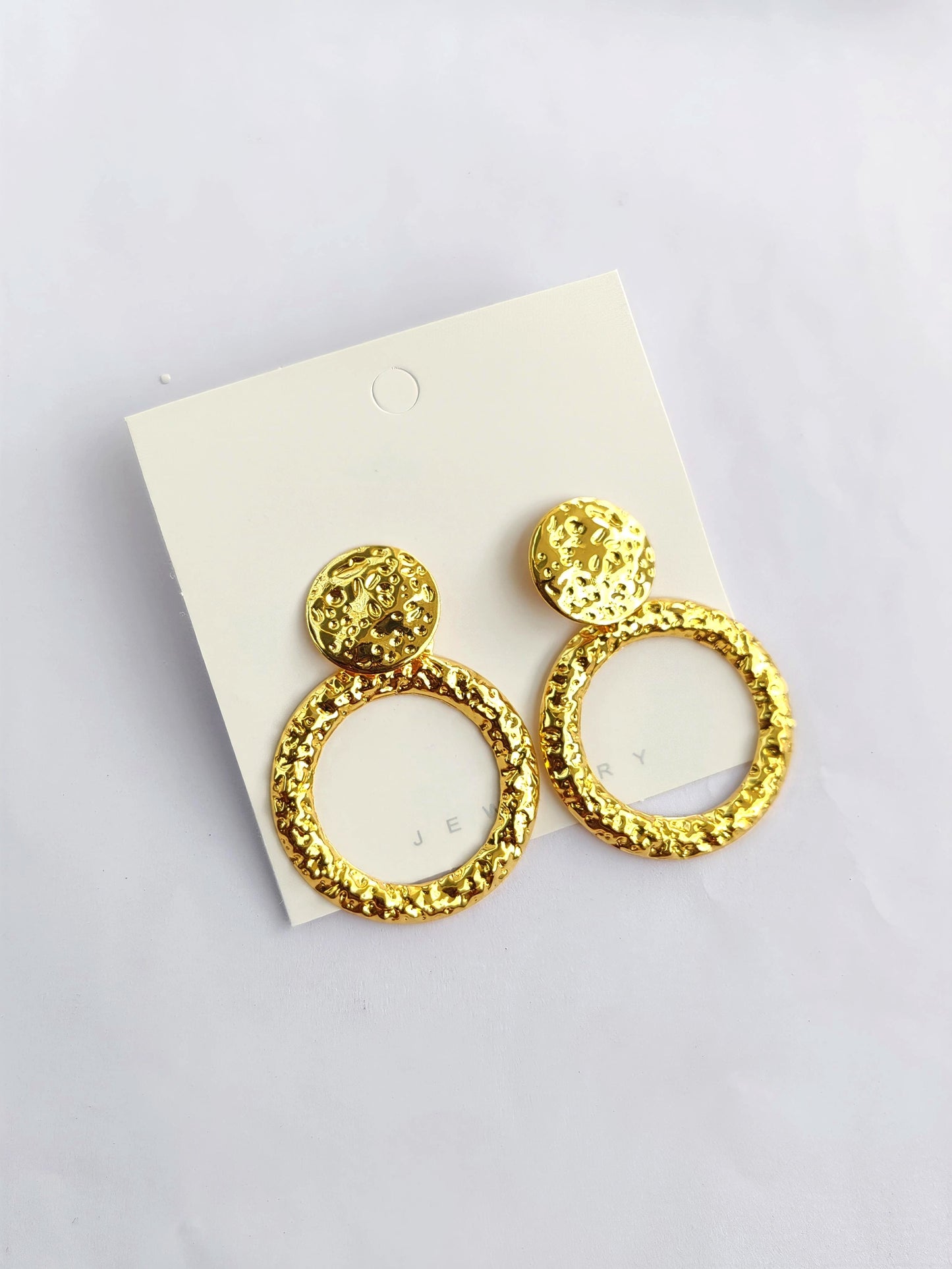 Golden Scallop Statement Drops – Polished Sea Shell Design