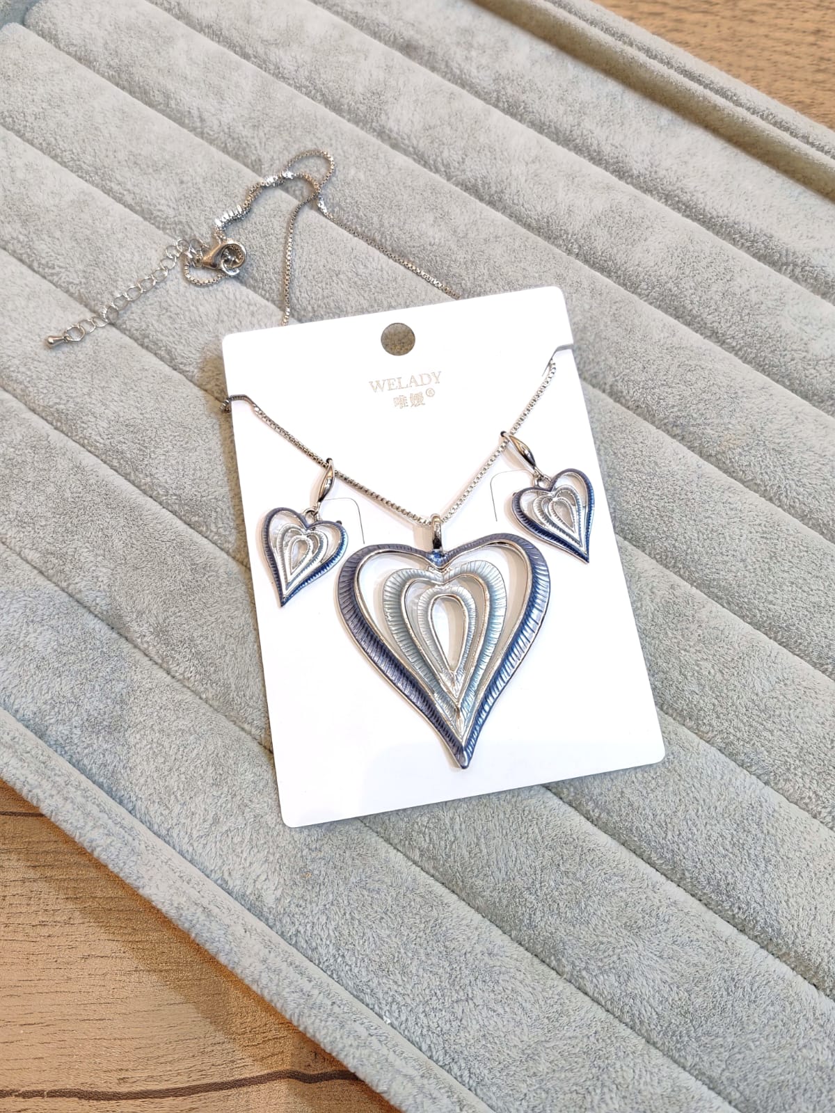 The Sapphire Orbit Heart Set