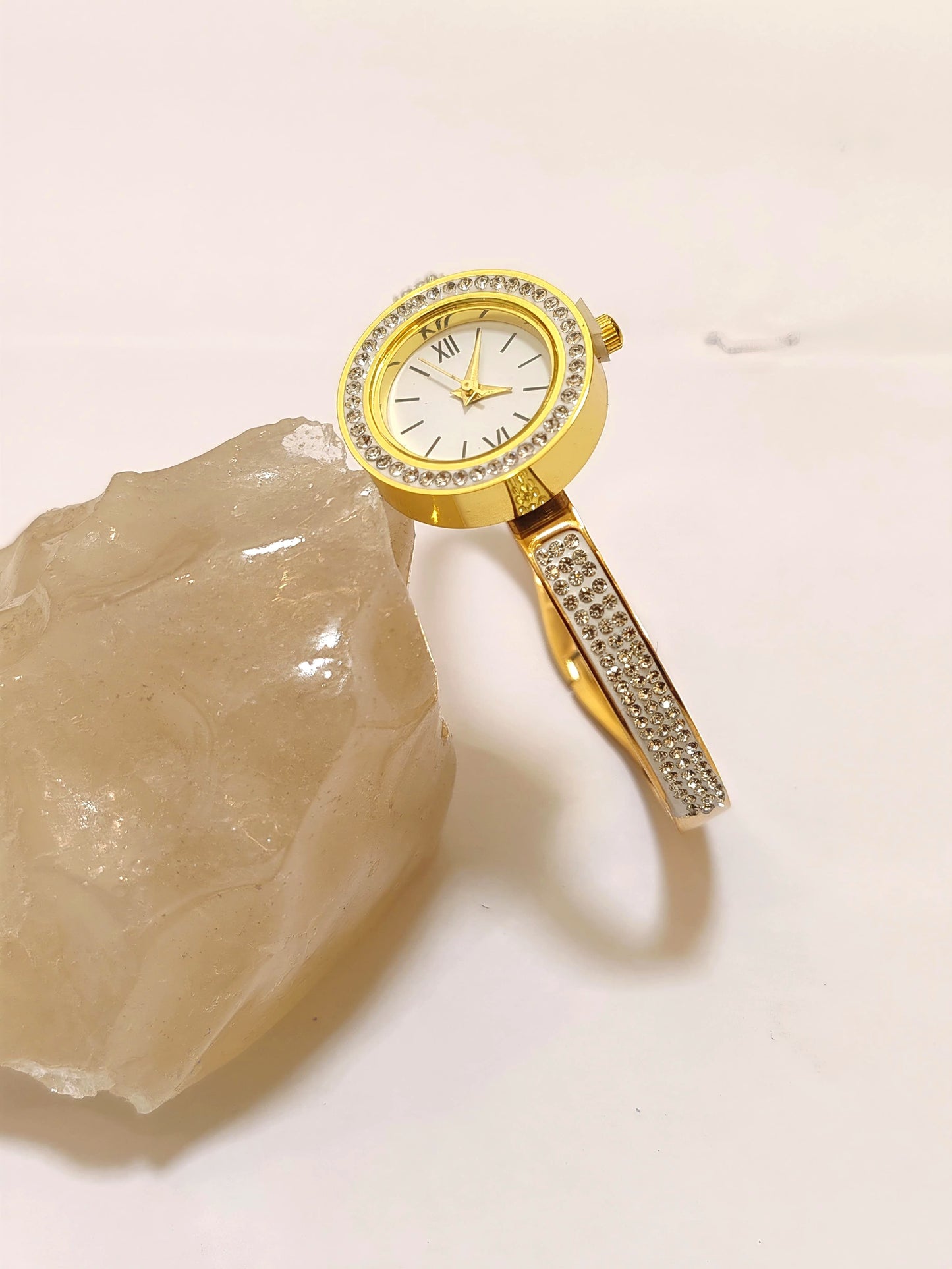 Regal Glow Gold-Plated Crystal Bangle Watch for Women – Elegant White Dial