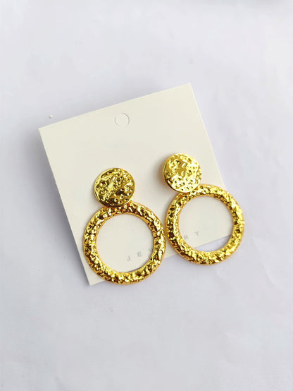 Golden Scallop Statement Drops – Polished Sea Shell Design