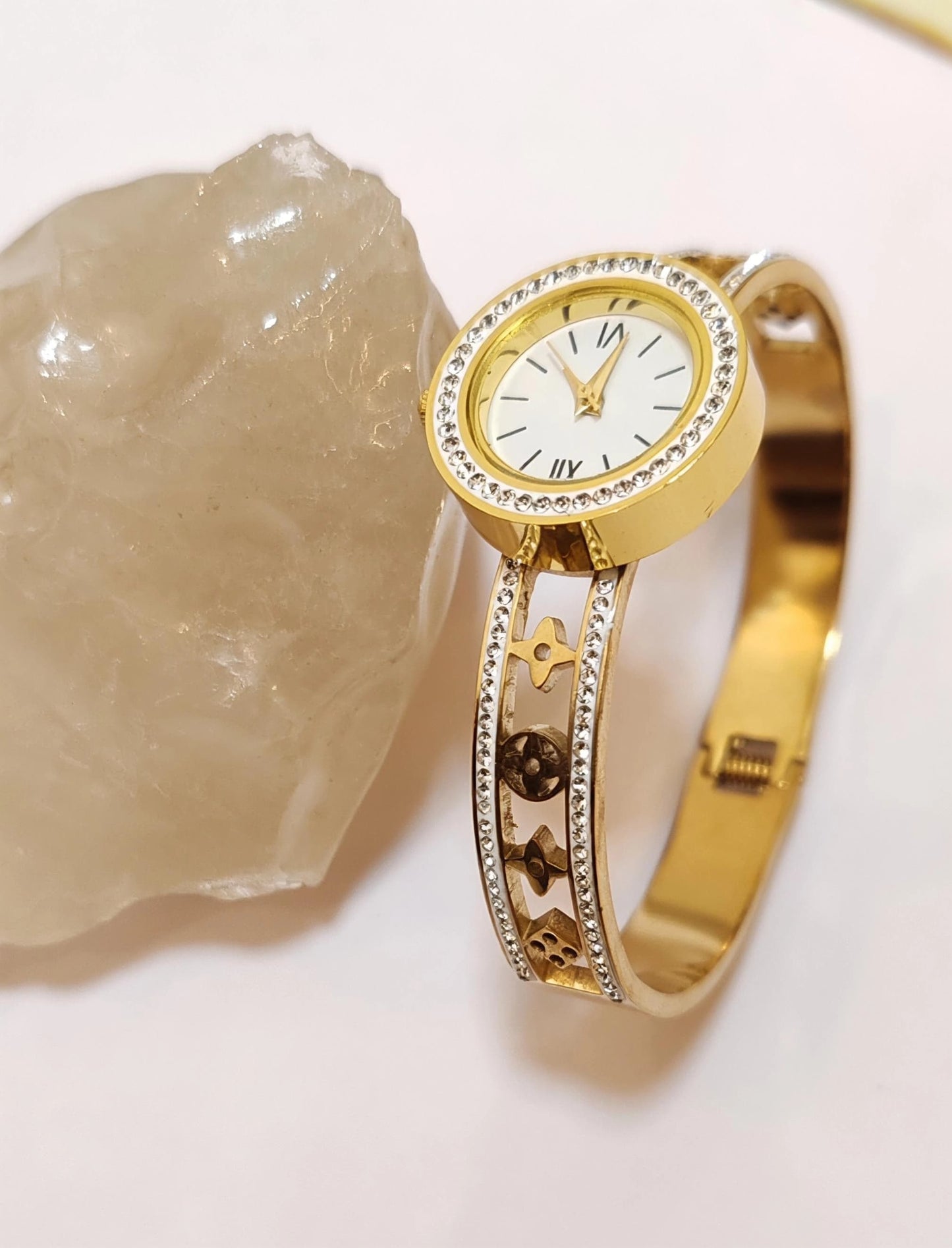 Adjustable 18K Gold Plated Stainless Steel Bangle Watch | Anti-Tarnish Crystal Bezel Timepiece