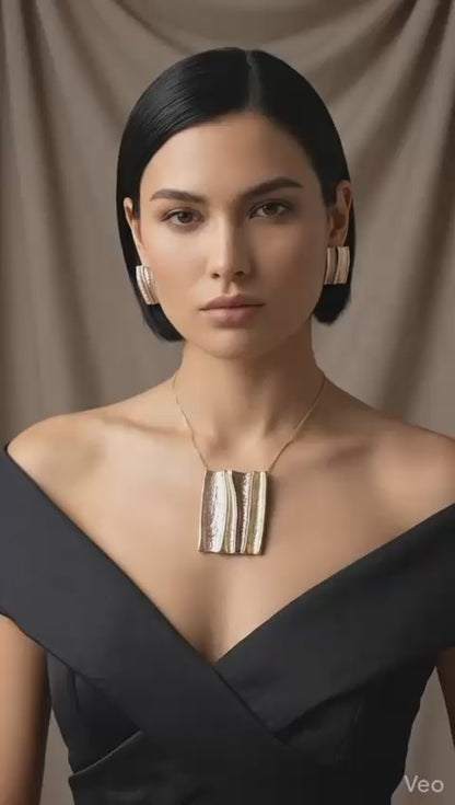 AURELIAN DUNES NECKLACE